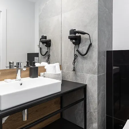 Sun Towers With Balcony & Parking By Renters Lejlighed Świnoujście (Swinemünde)