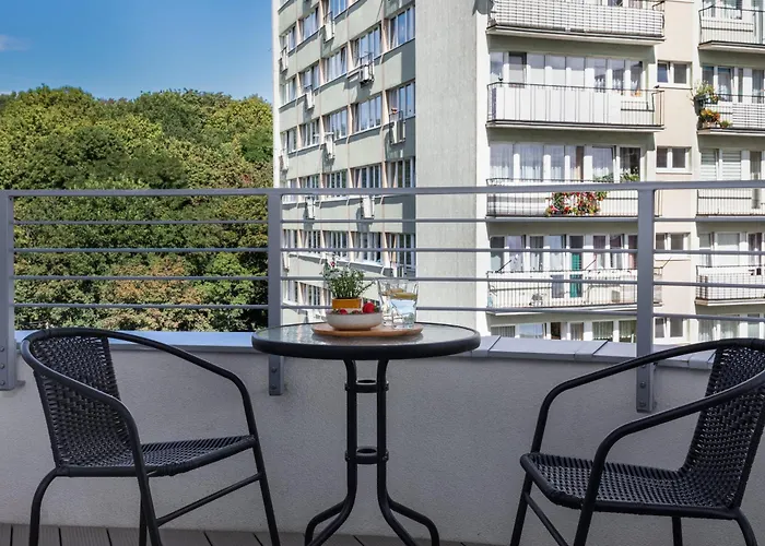Sun Towers With Balcony & Parking By Renters Appartement Świnoujście